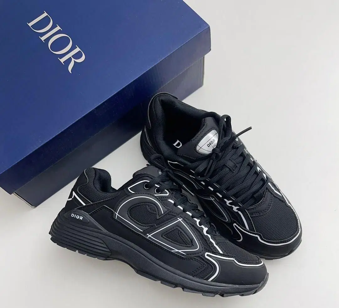 Dior B30 – Graphite Grey Edition