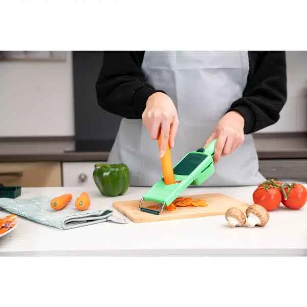 Coupe Légumes 8 en 1 Multifonction|قطاعة ومبشرة للخضار والفواكه