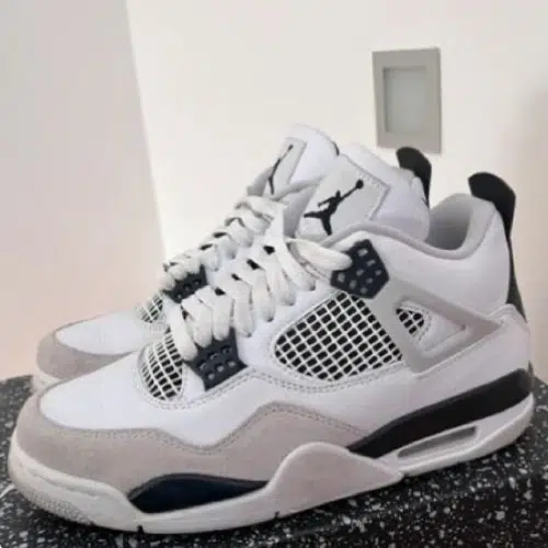 Air Jordan 4 Retro – Style légendaire, couleurs variées