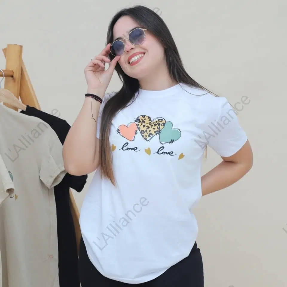 T-SHIRT 3 COEUR LOVE