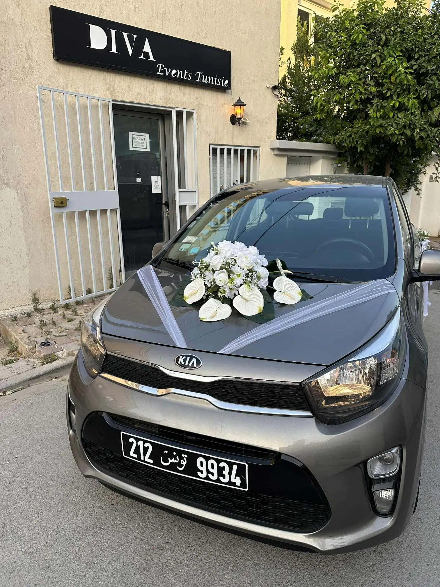Décoration Voiture Mariage Blanc Élégance