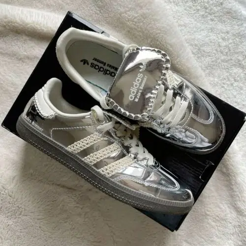 Adidas Samba – L’icône intemporelle en version multicolore