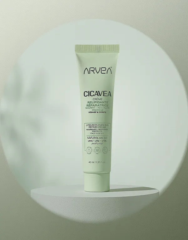 CRÈME RELIPIDANTE RÉPARATRICE CICAVEA