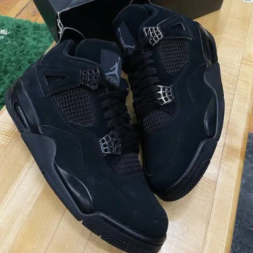 Air Jordan 4 Retro – Style légendaire, couleurs variées