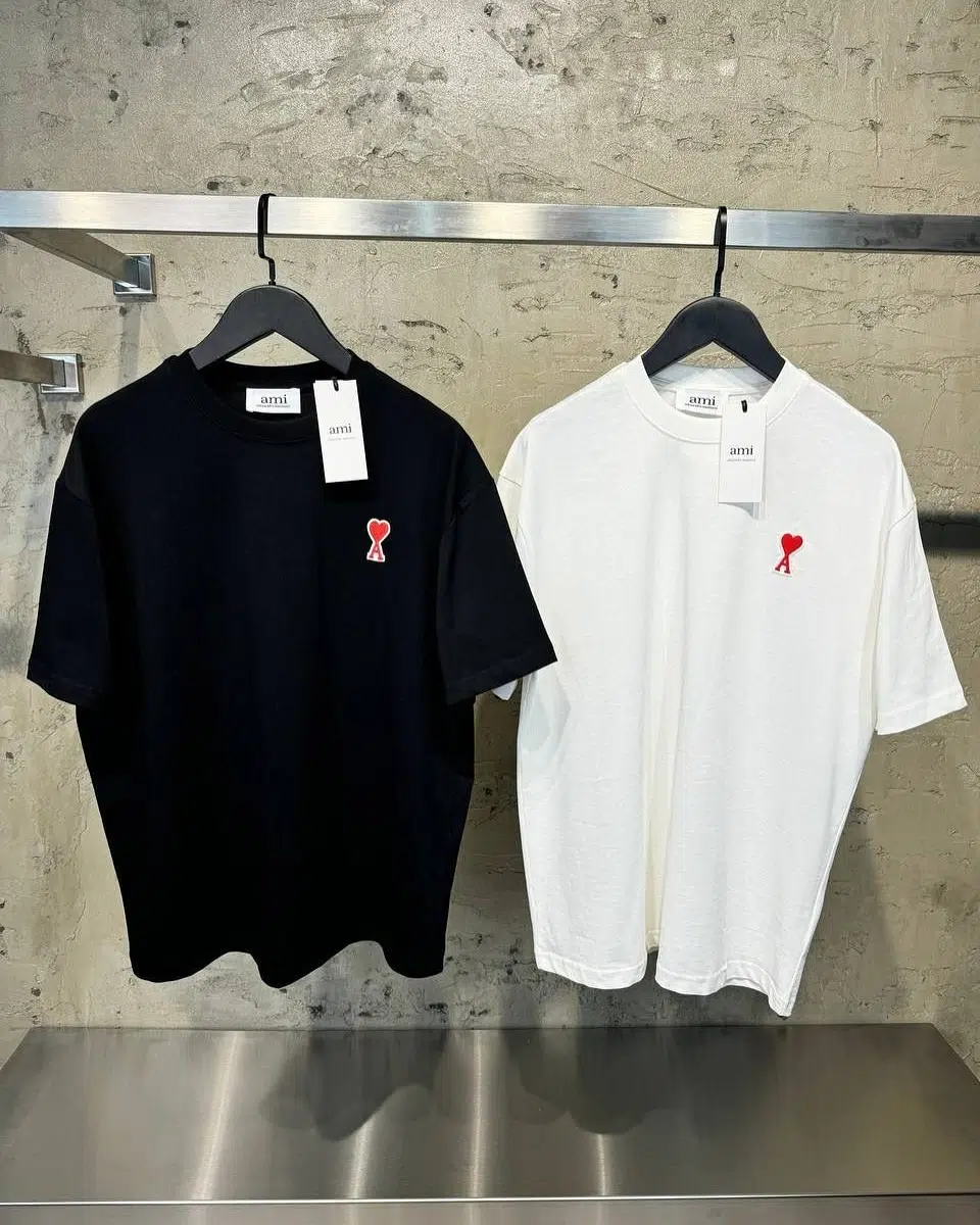 Ami Paris Love Tee