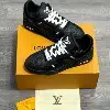 Louis Vuitton Sneaker – Noir / Blanc