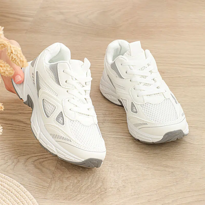 Basket Femme GK111