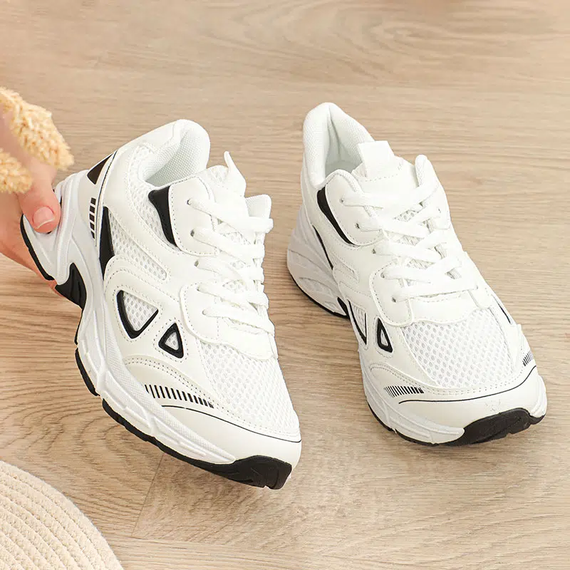 Basket Femme GK111