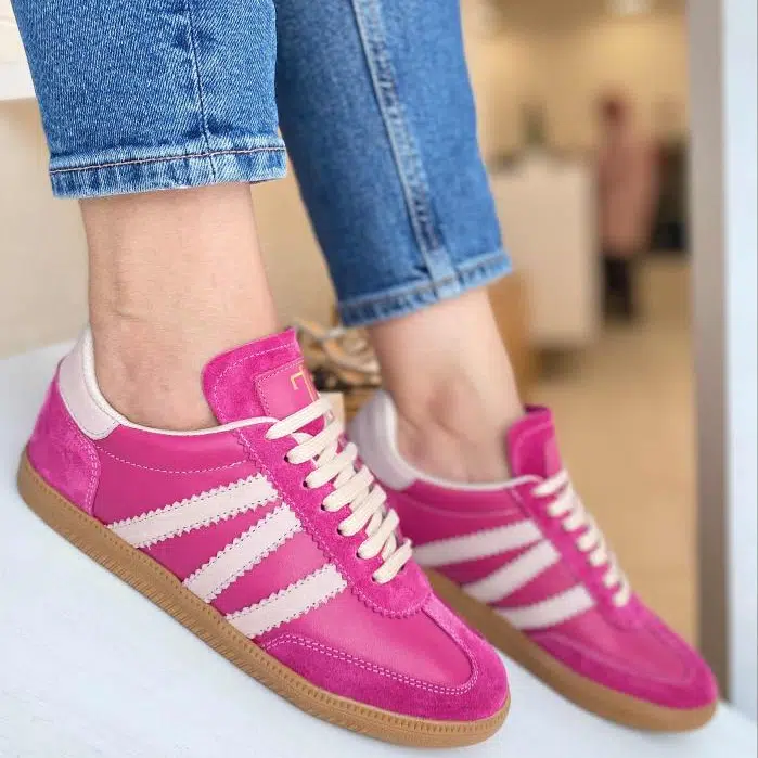 BASKETS ET SNEAKERS