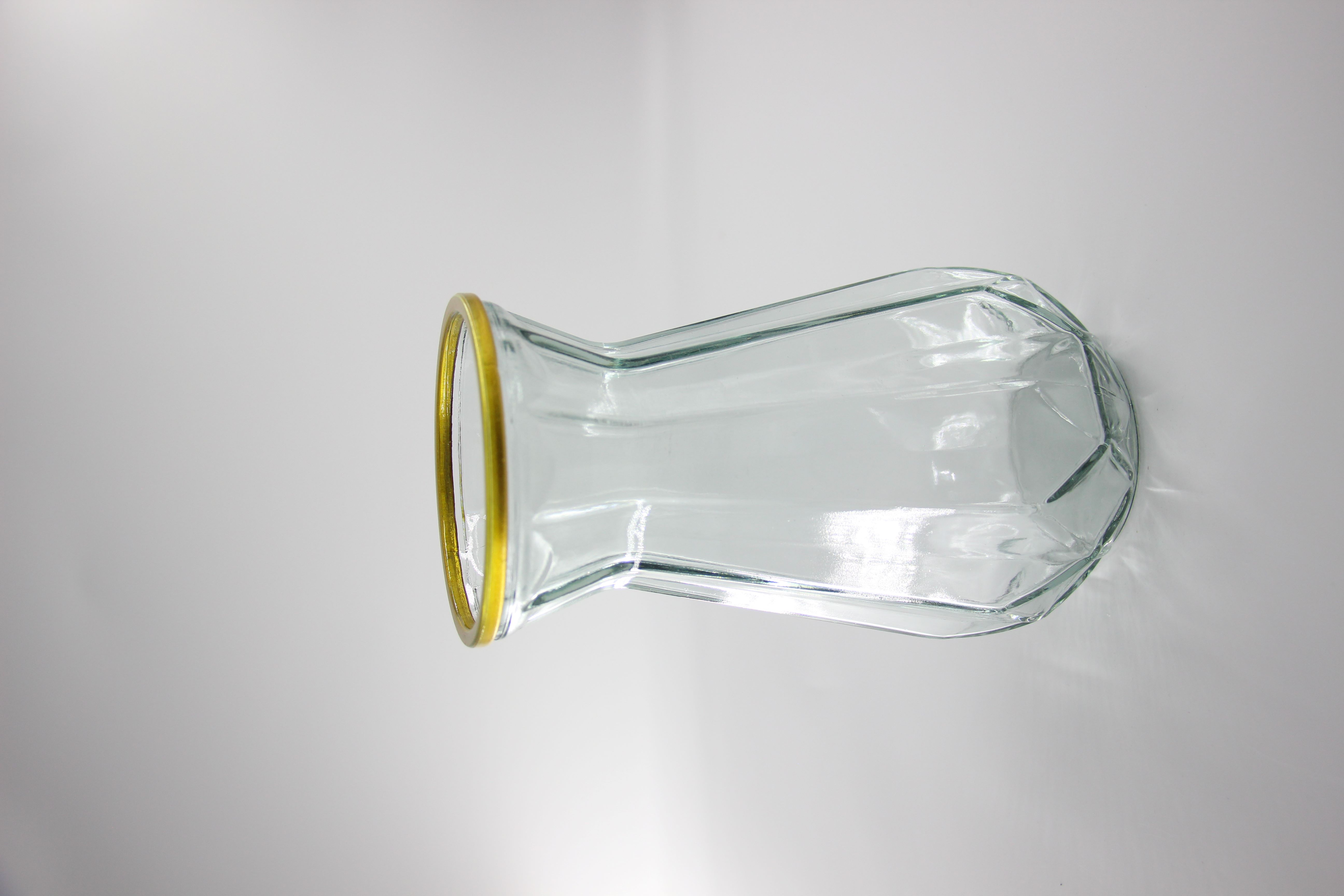 Pot en verre bocal dore