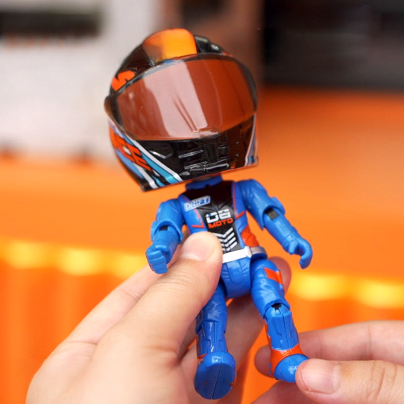 Figure Race Man