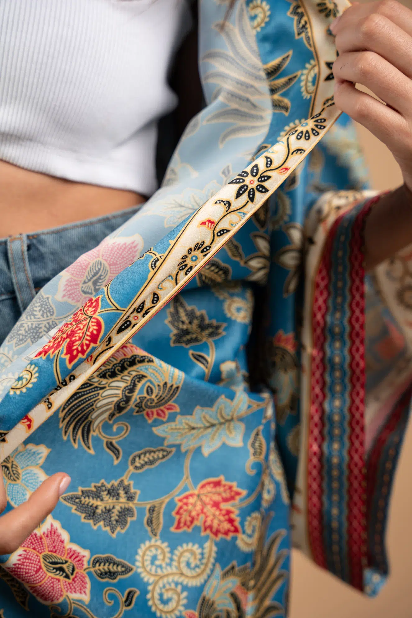 Kimono court - Tori