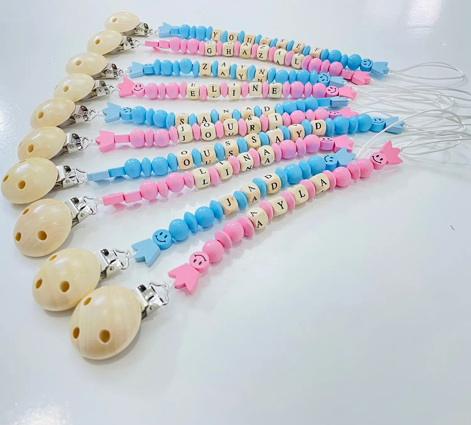 Attache Sucette Personalisée en Bois Naturel