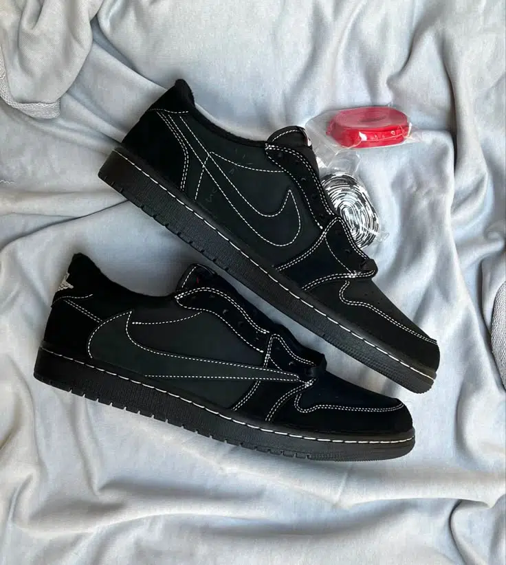 Air Jordan 1 Low x Travis Scott – Phantom