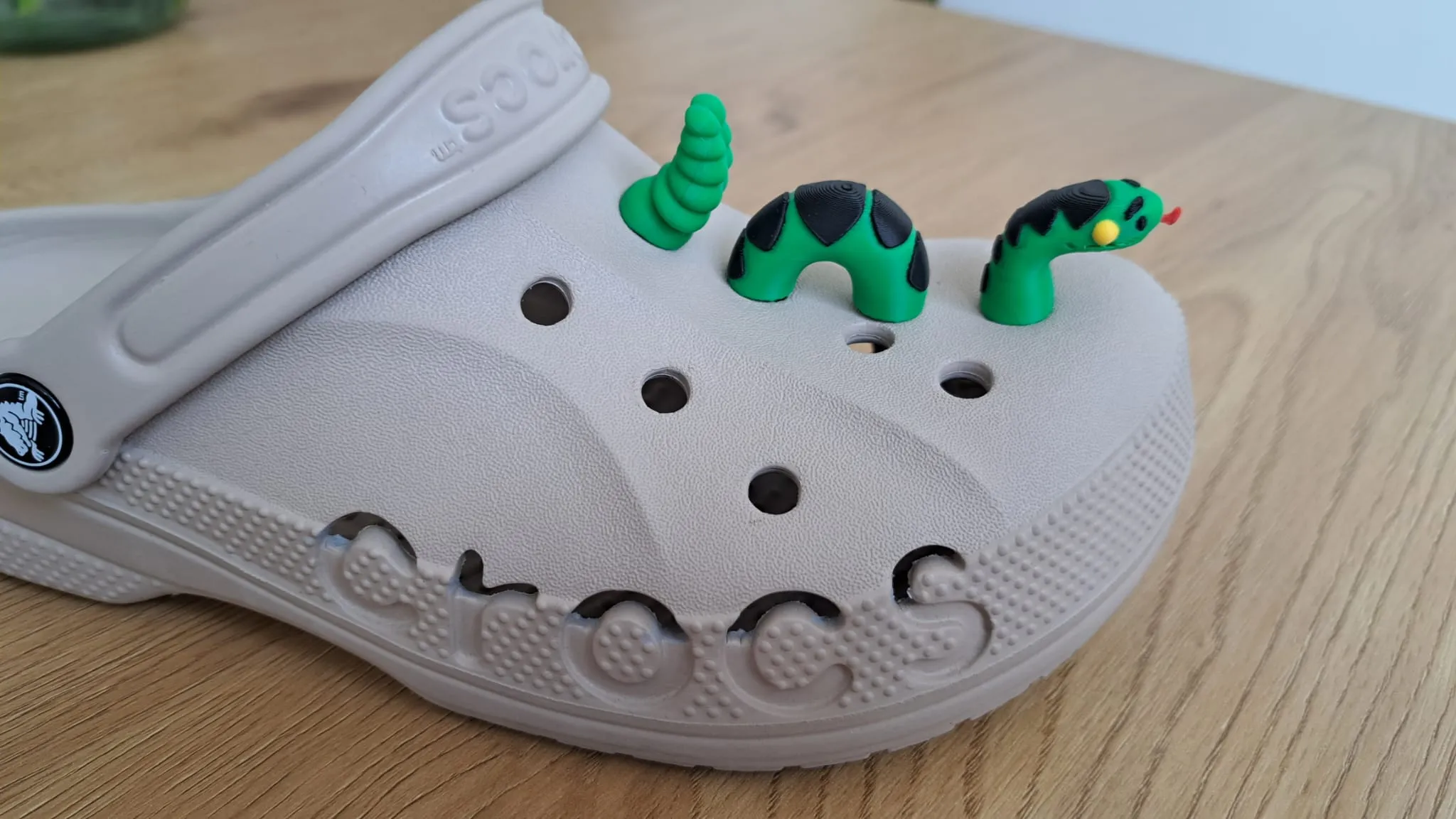 Crocs Pins Serpent