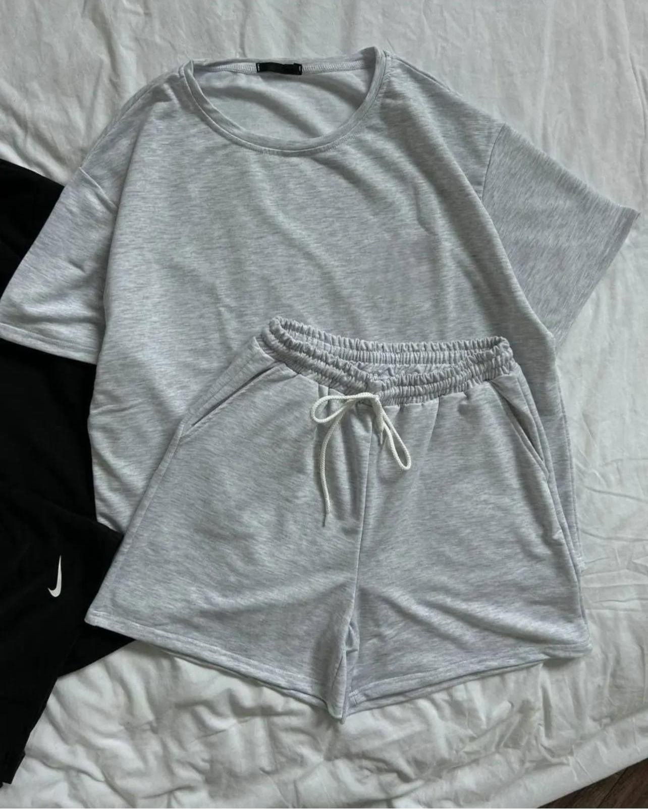 Basic outfit