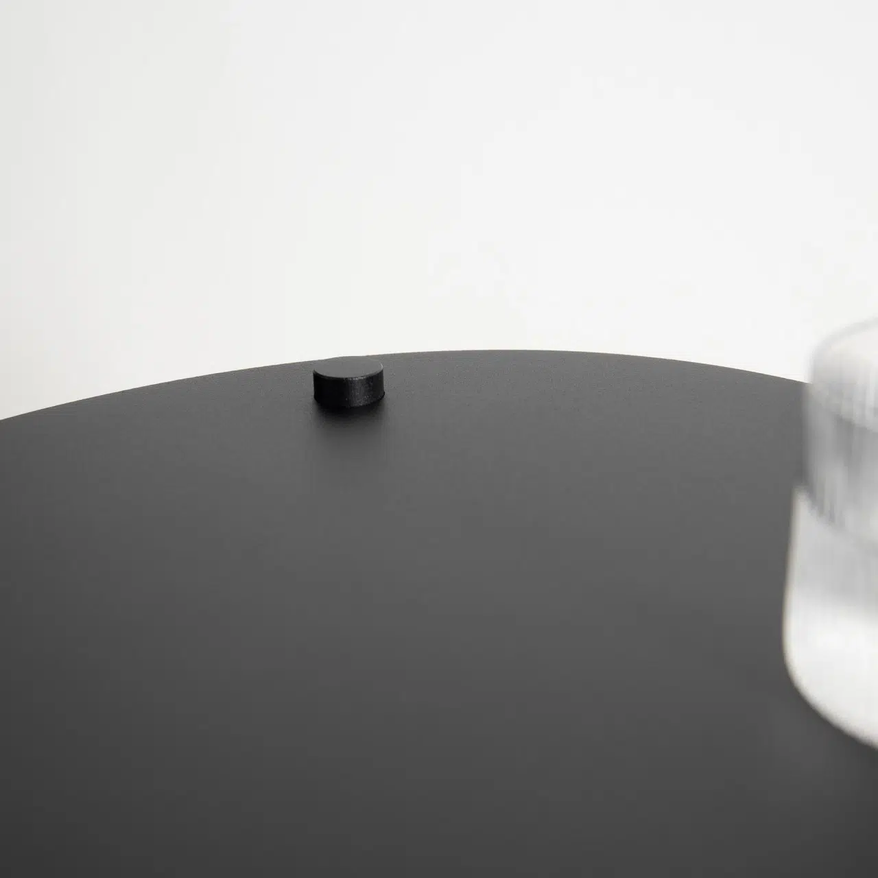 Table D’appoint En Metal Noir