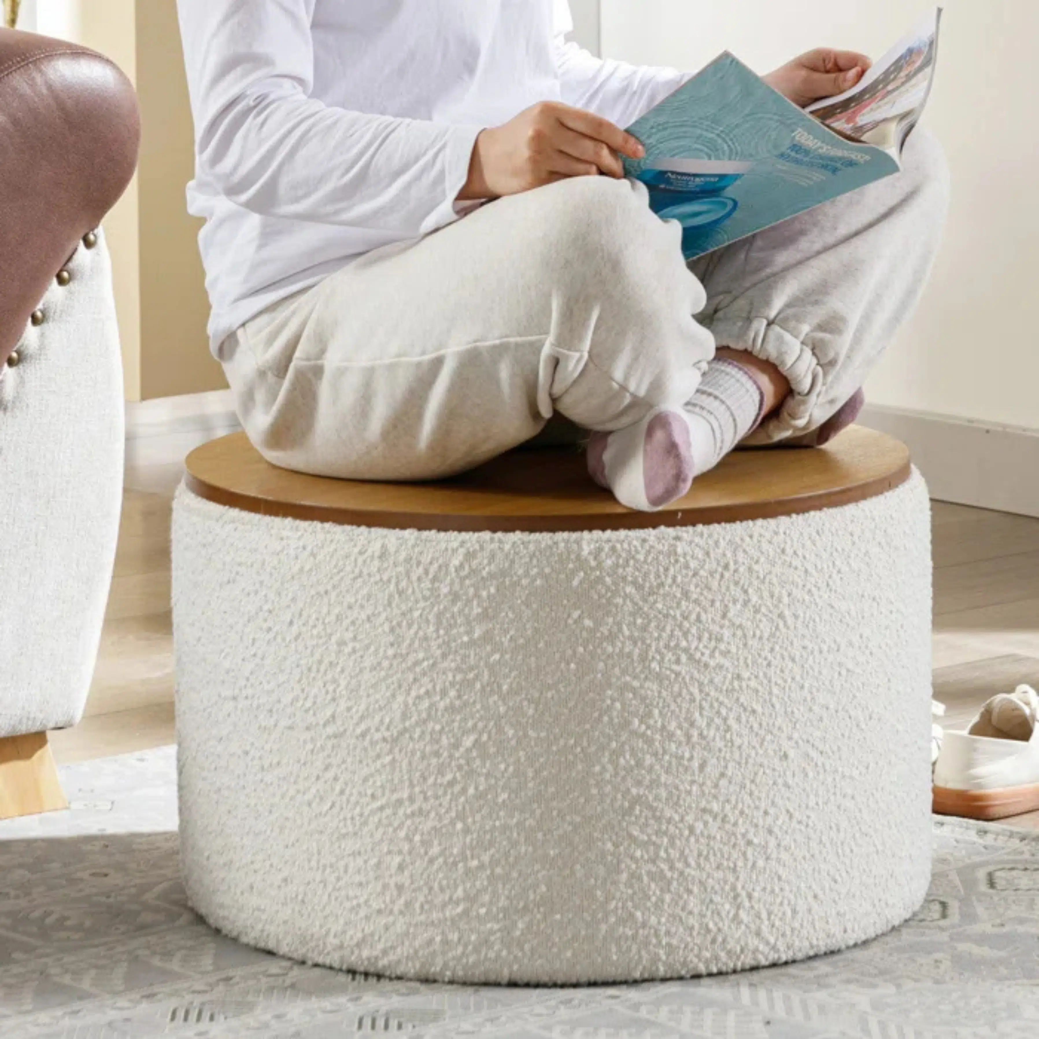 Table Boucle avec Rangement Beige & Marron 70x40cm