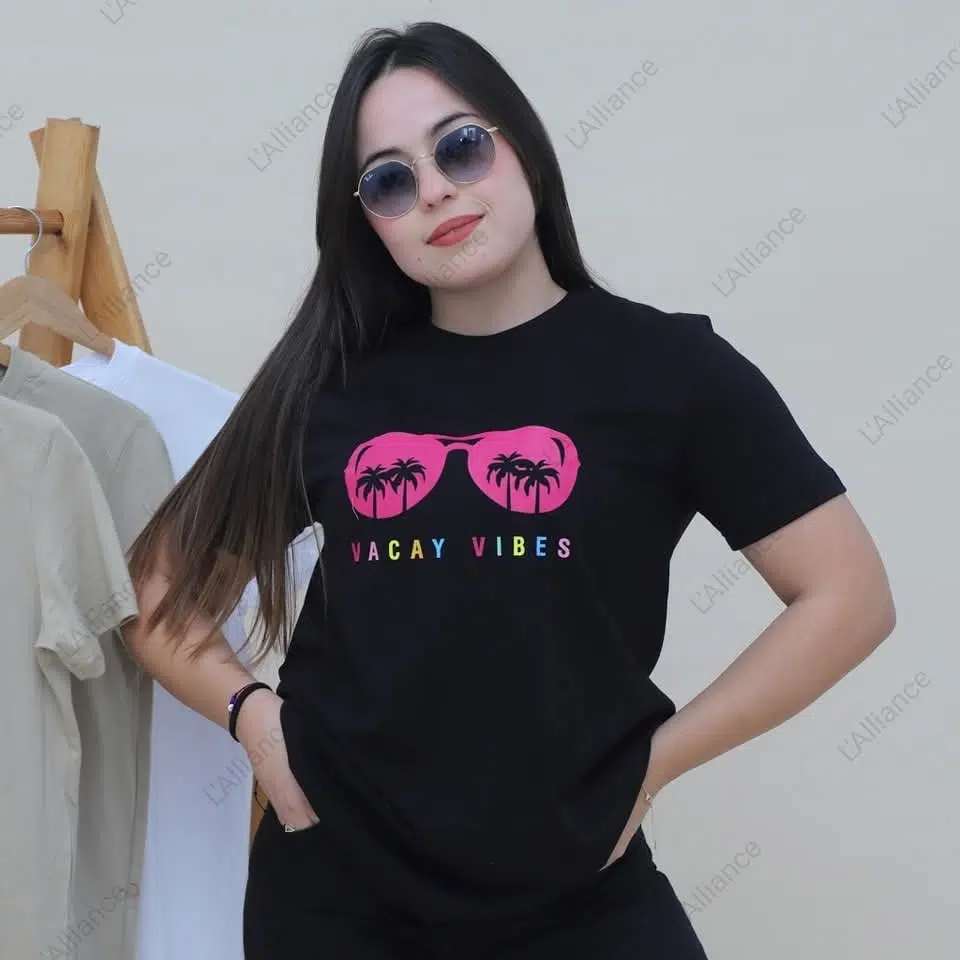 T-Shirt VACAY VIBES